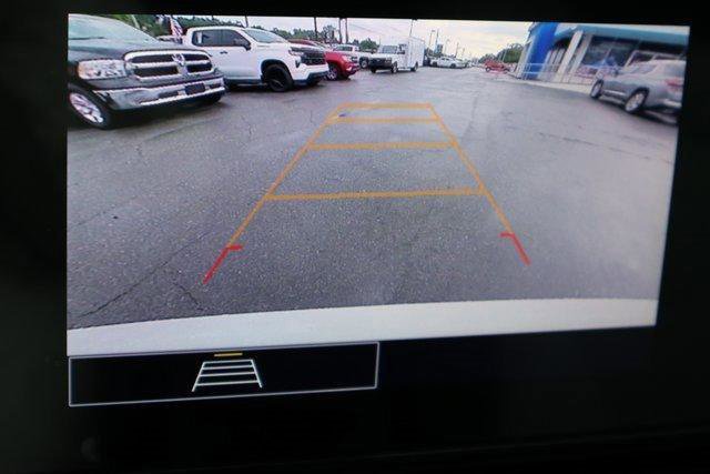 Vehicle image 12 of 27
