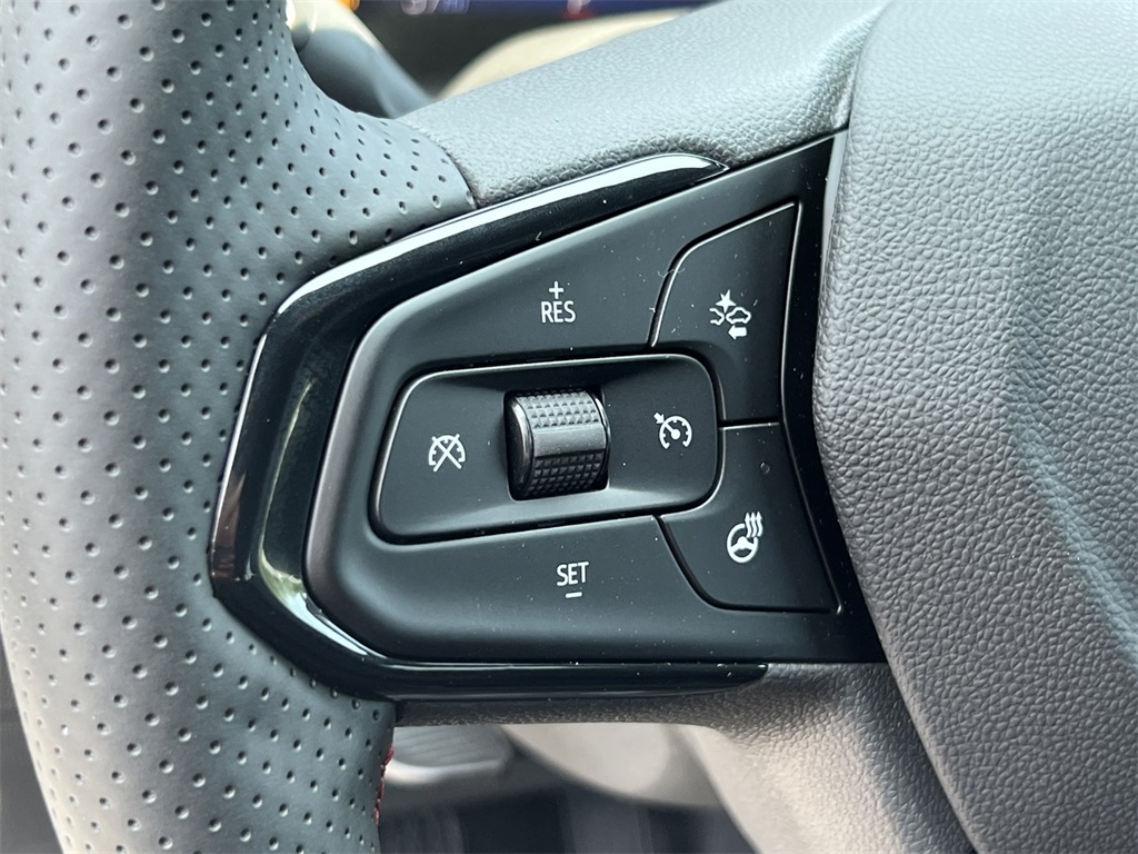 Vehicle image 22 of 30