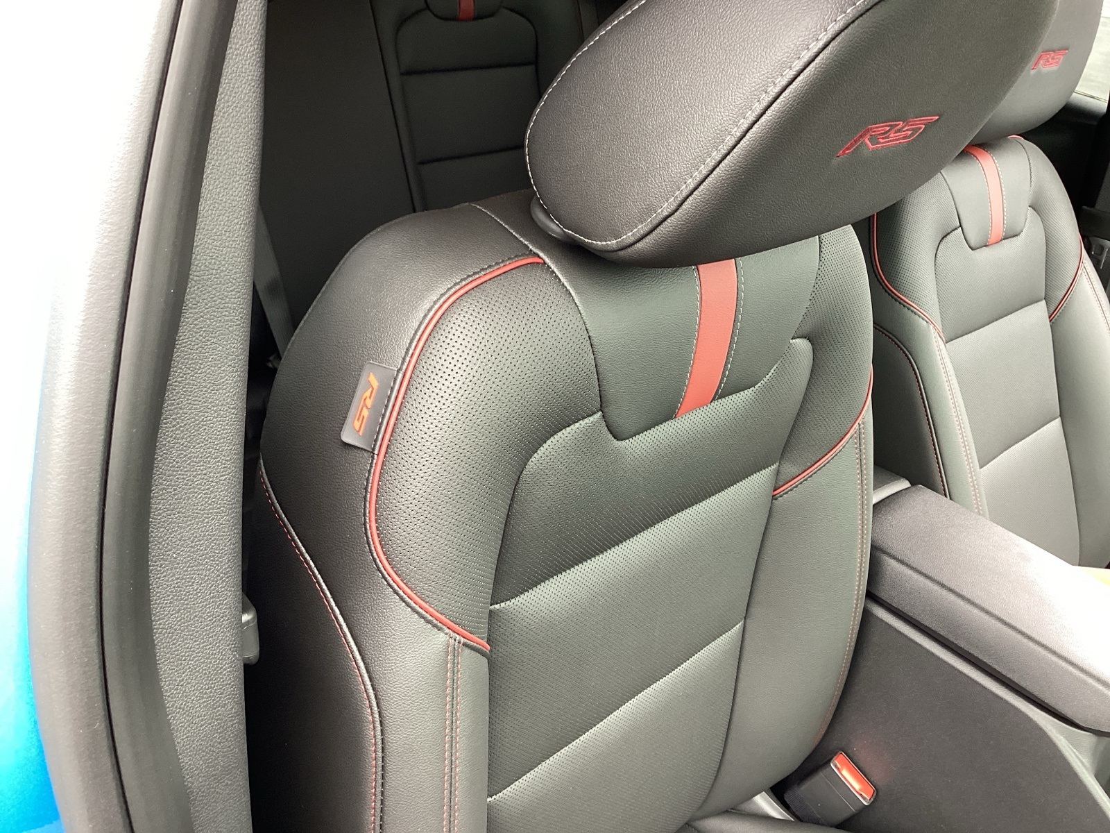 Vehicle image 23 of 36