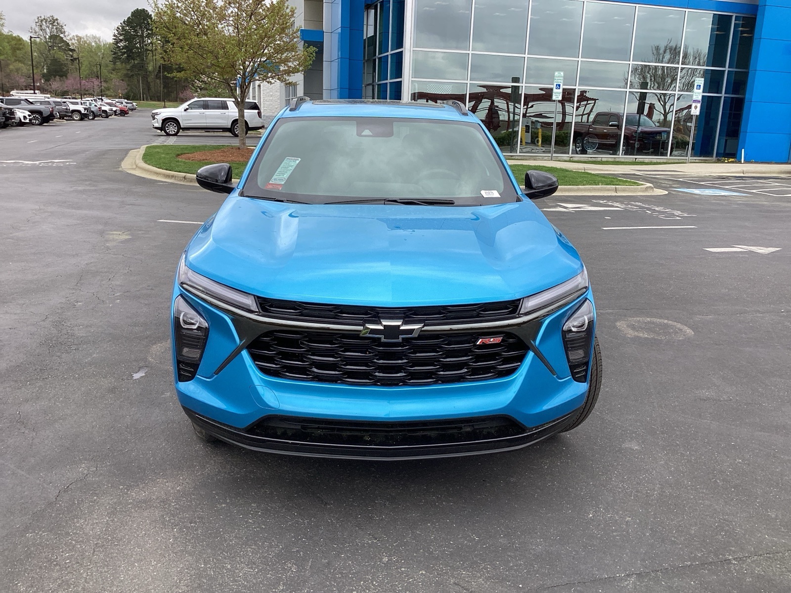 Vehicle image 2 of 36