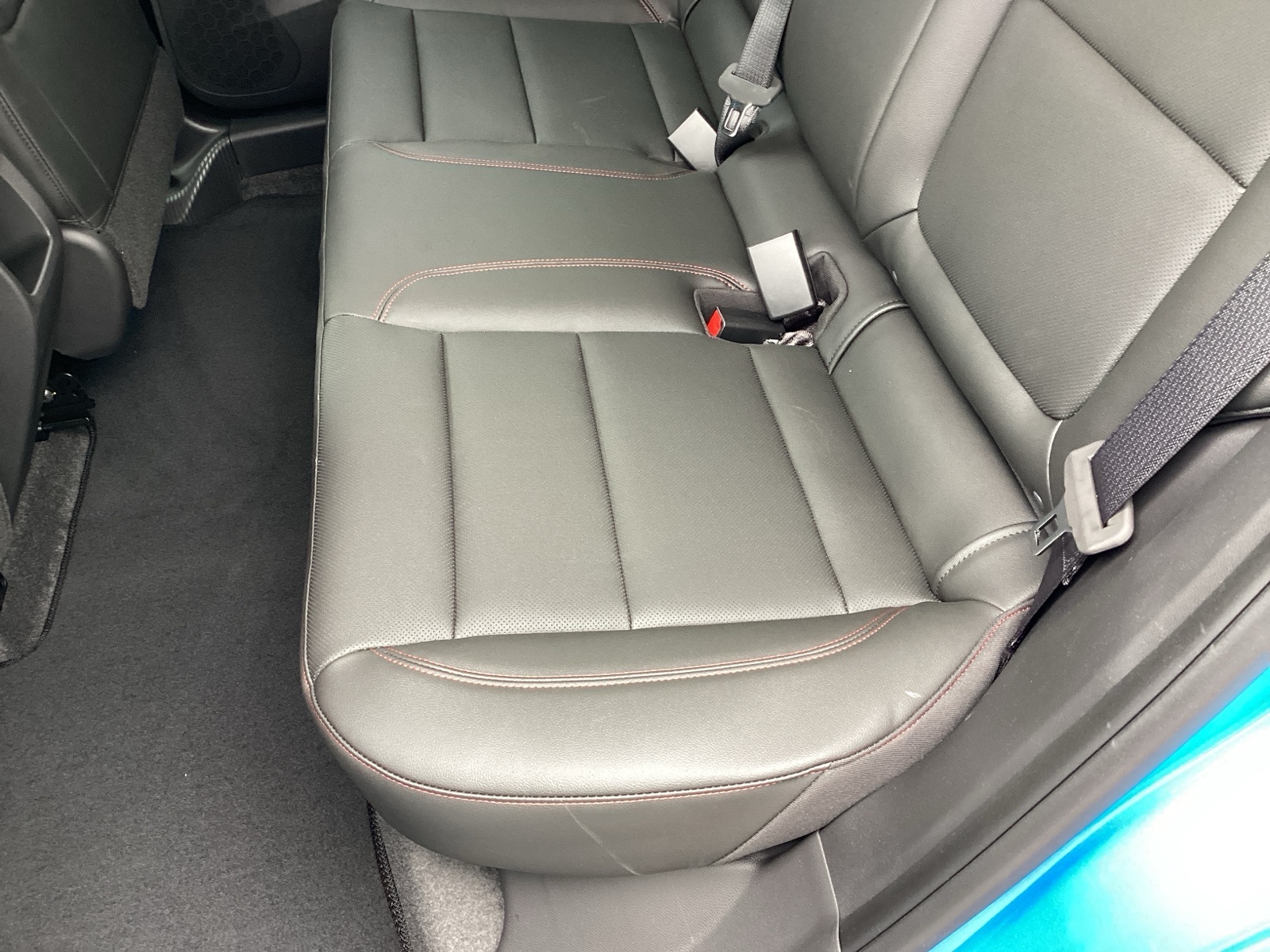 Vehicle image 17 of 36