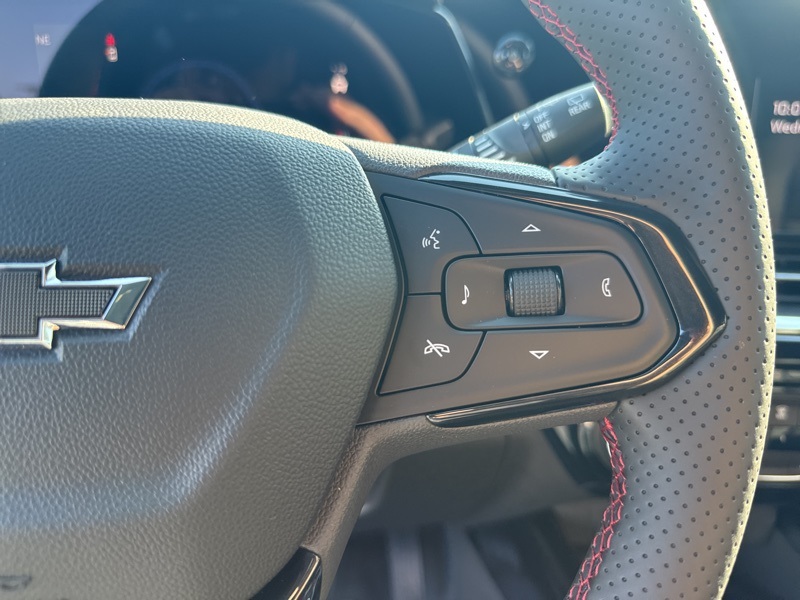 2025 Chevrolet Trax 2RS Image 28 of 45