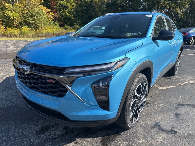 2025 Chevrolet Trax 2RS Image 1 of 45