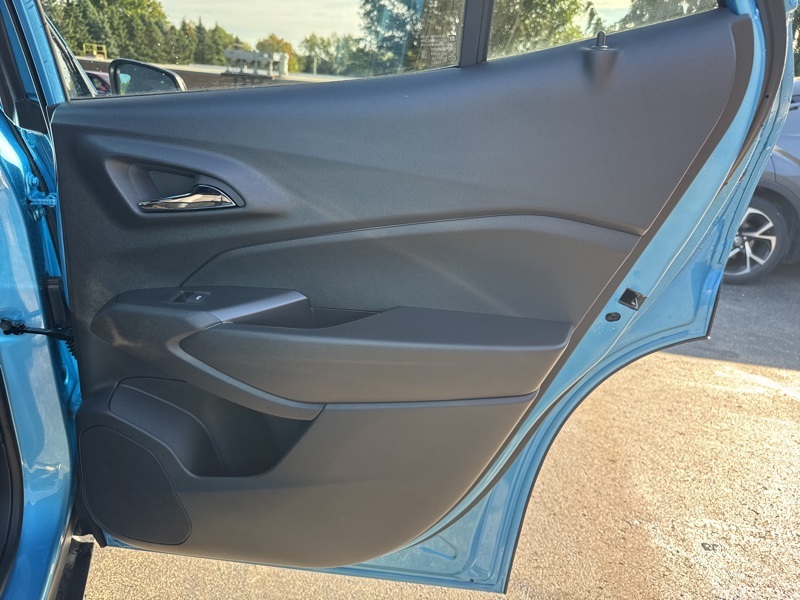 2025 Chevrolet Trax 2RS Image 25 of 45