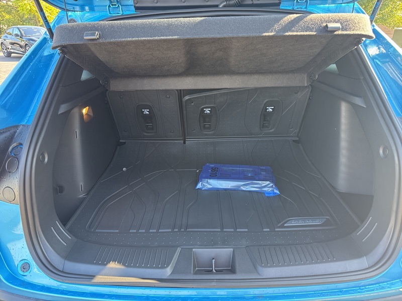 2025 Chevrolet Trax 2RS Image 8 of 45