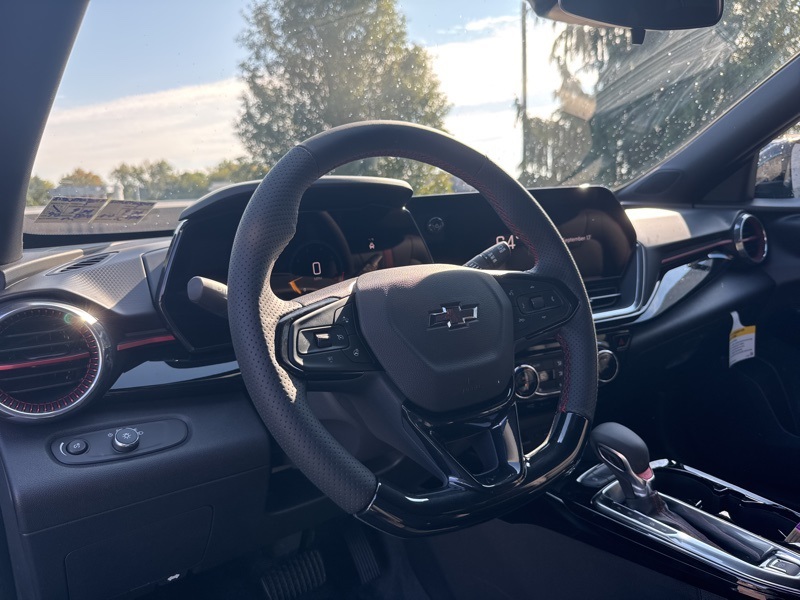 2025 Chevrolet Trax 2RS Image 18 of 45