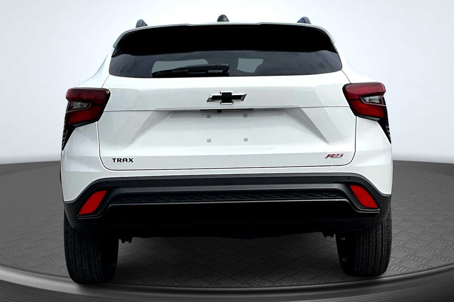 2025 Chevrolet Trax 2RS Image 3 of 13