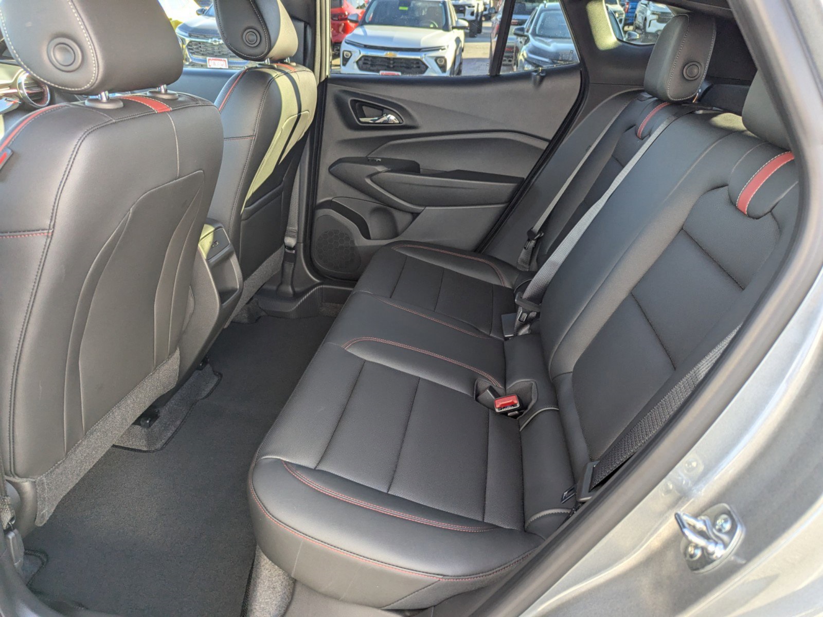 Vehicle image 12 of 25