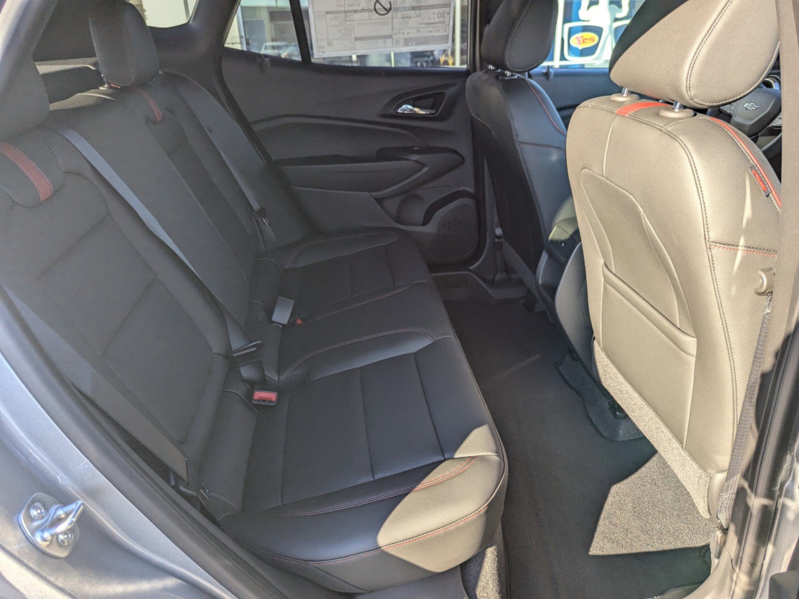 Vehicle image 10 of 25