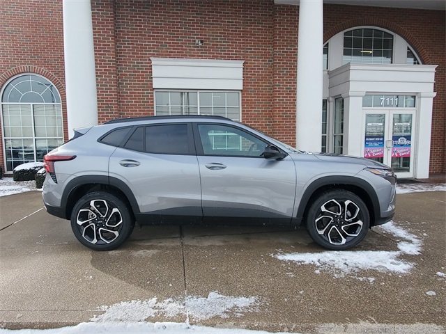 2025 Chevrolet Trax 2RS Image 5 of 30