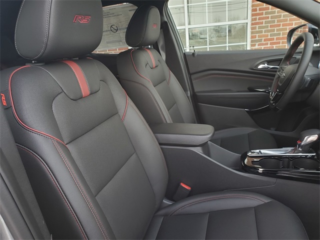 2025 Chevrolet Trax 2RS Image 16 of 30