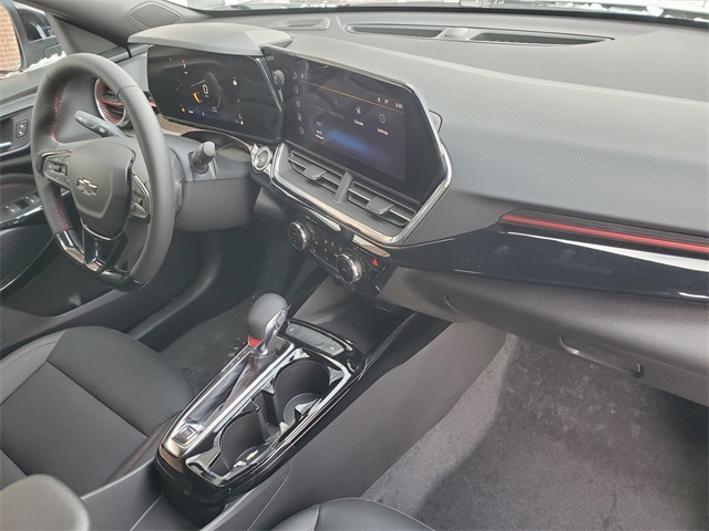 2025 Chevrolet Trax 2RS Image 17 of 30