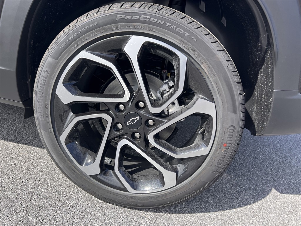 Vehicle image 16 of 36