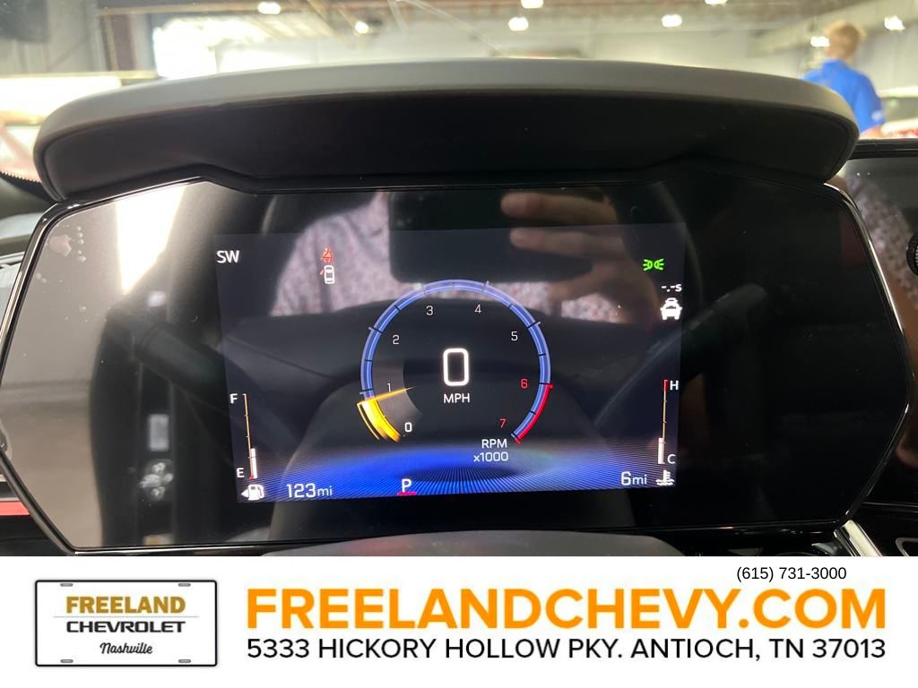 Vehicle image 22 of 23