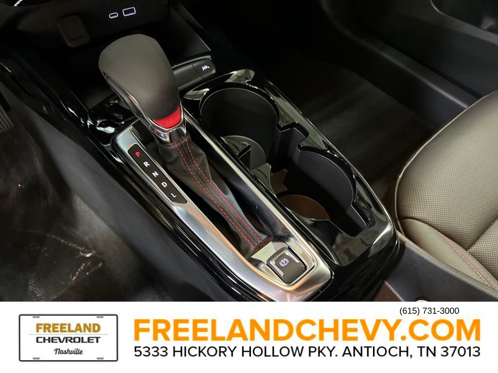 Vehicle image 10 of 23