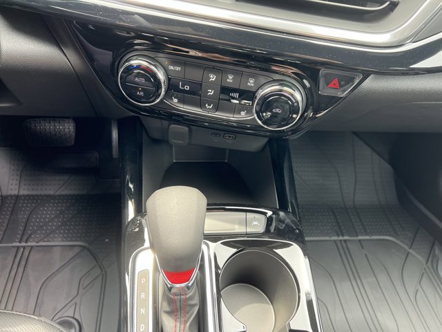 Vehicle image 16 of 34