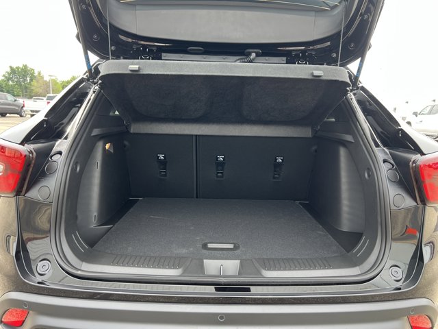 Vehicle image 12 of 34
