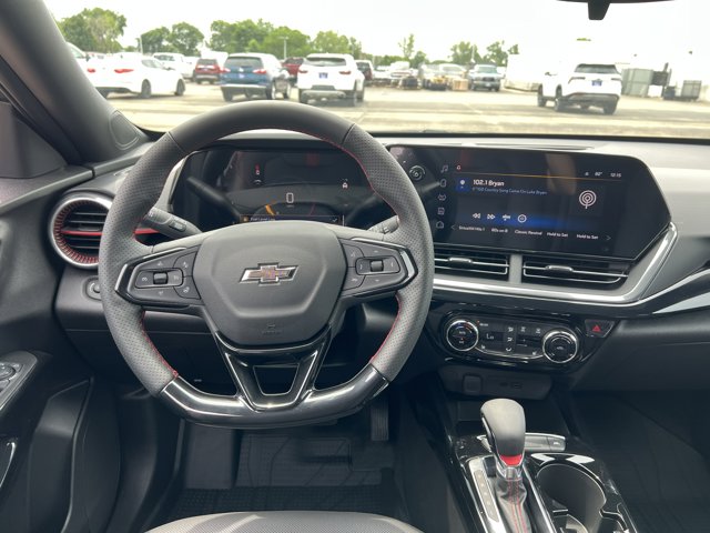 Vehicle image 15 of 34