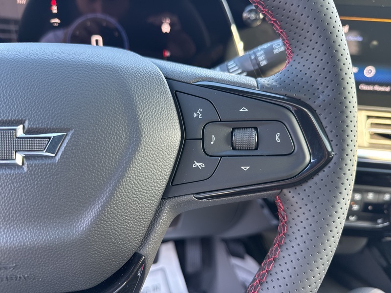 2025 Chevrolet Trax 2RS Image 18 of 45