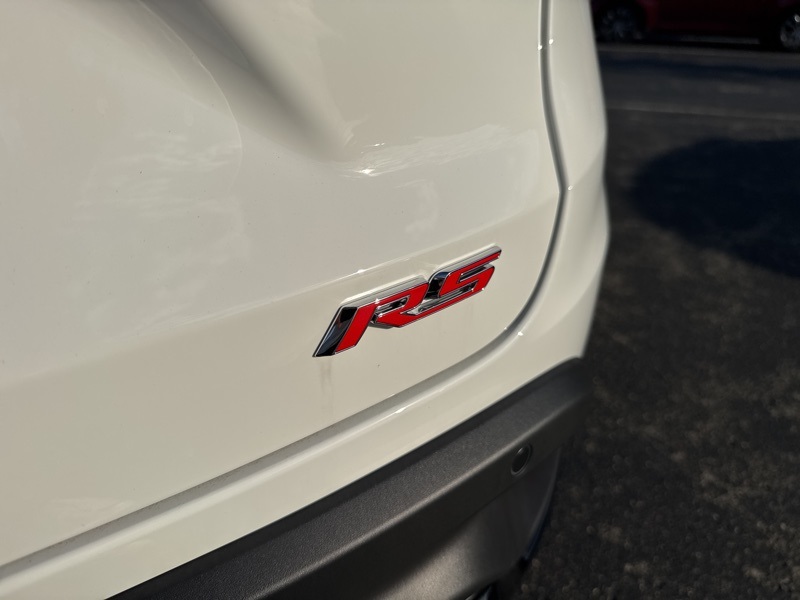 2025 Chevrolet Trax 2RS Image 31 of 45
