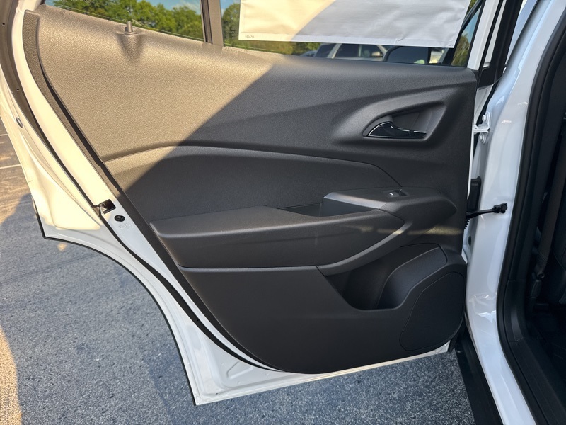 2025 Chevrolet Trax 2RS Image 25 of 45