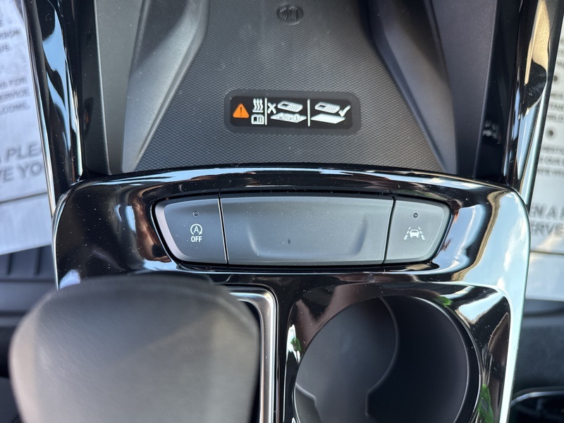 2025 Chevrolet Trax 2RS Image 28 of 45