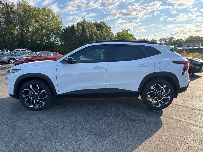 2025 Chevrolet Trax 2RS Image 7 of 45