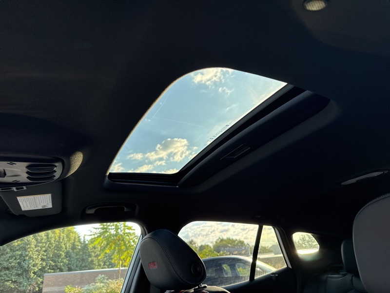 2025 Chevrolet Trax 2RS Image 32 of 45