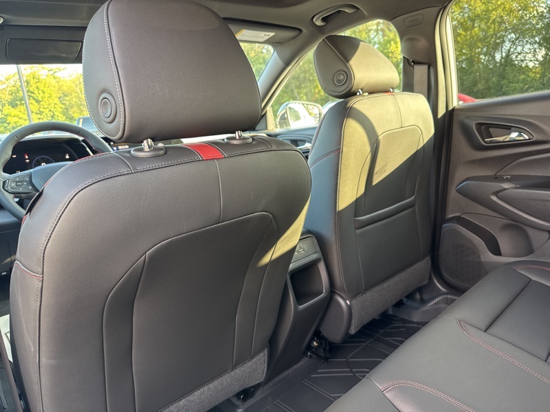 2025 Chevrolet Trax 2RS Image 13 of 45