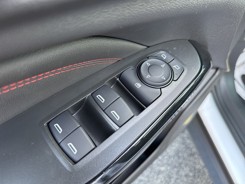 2025 Chevrolet Trax 2RS Image 40 of 45