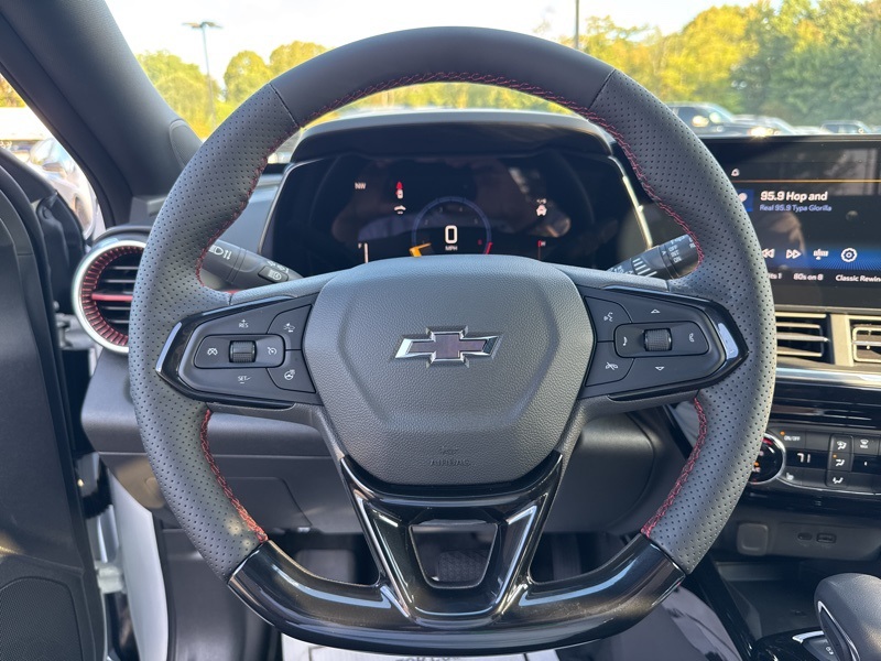 2025 Chevrolet Trax 2RS Image 19 of 45