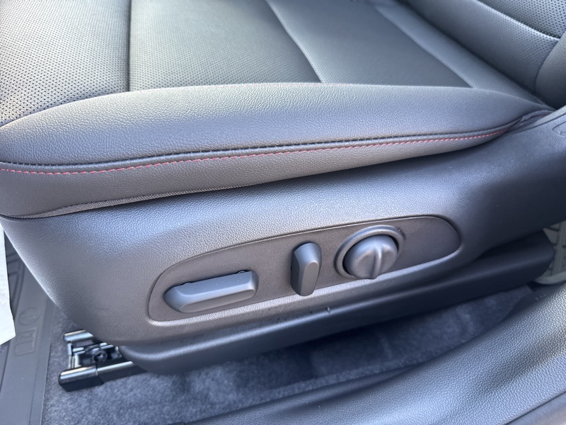 2025 Chevrolet Trax 2RS Image 44 of 45