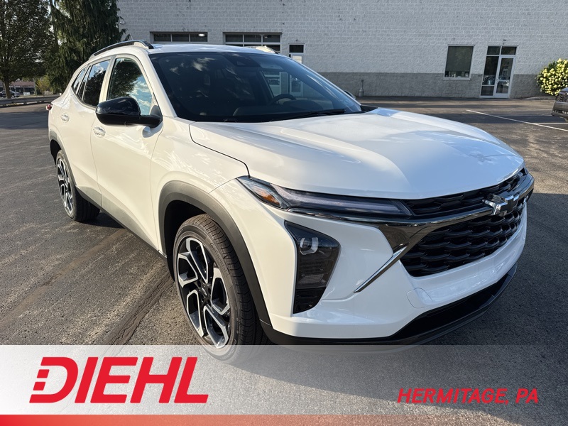 2025 Chevrolet Trax 2RS Image 2 of 45