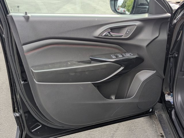 2025 Chevrolet Trax 2RS Image 18 of 21