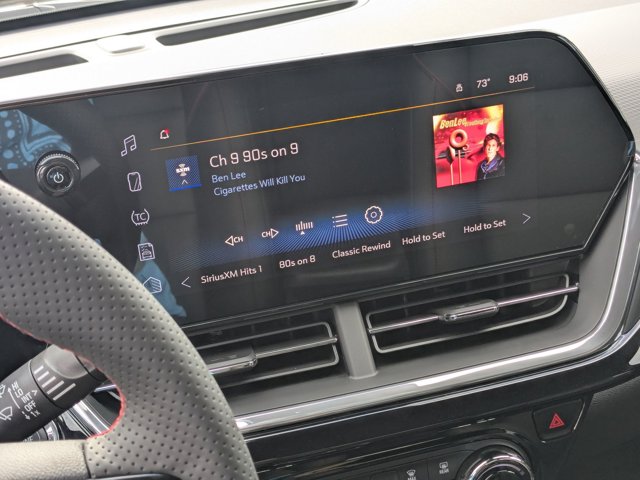 2025 Chevrolet Trax 2RS Image 16 of 21