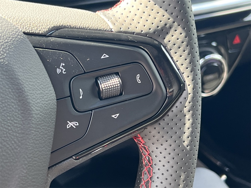 Vehicle image 20 of 36