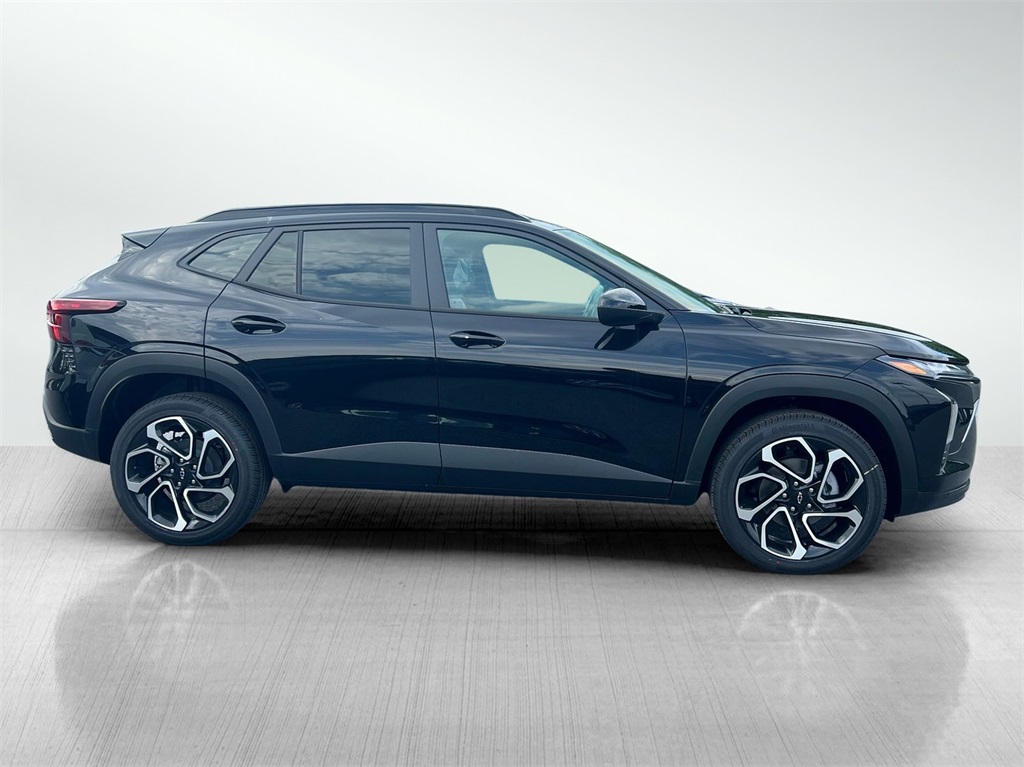 Vehicle image 4 of 36