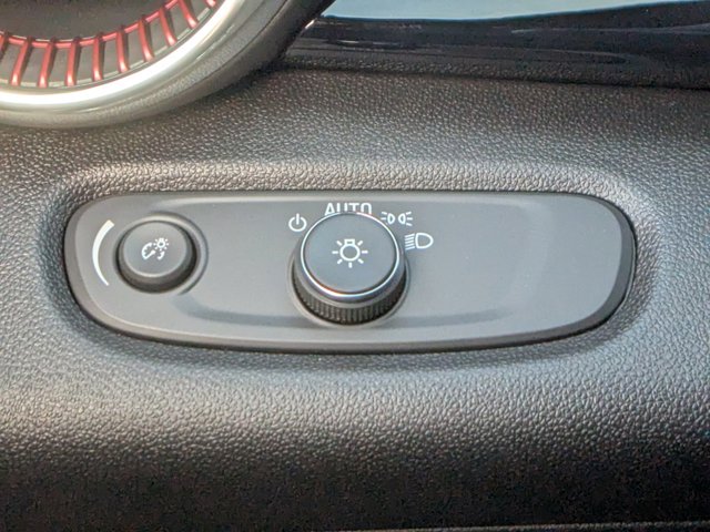 Vehicle image 28 of 29