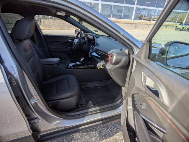 Vehicle image 10 of 29