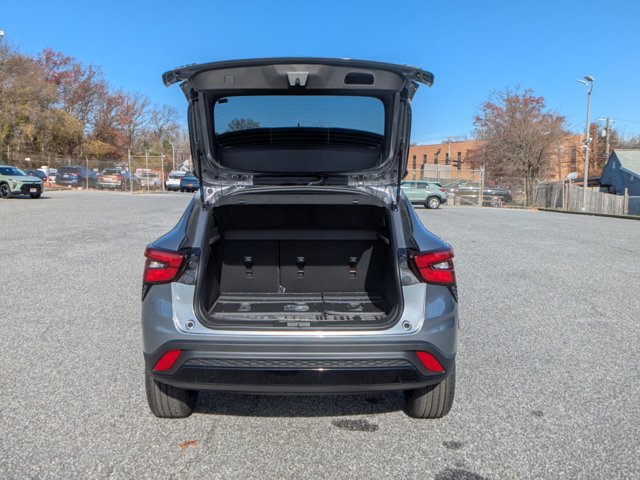 Vehicle image 8 of 29
