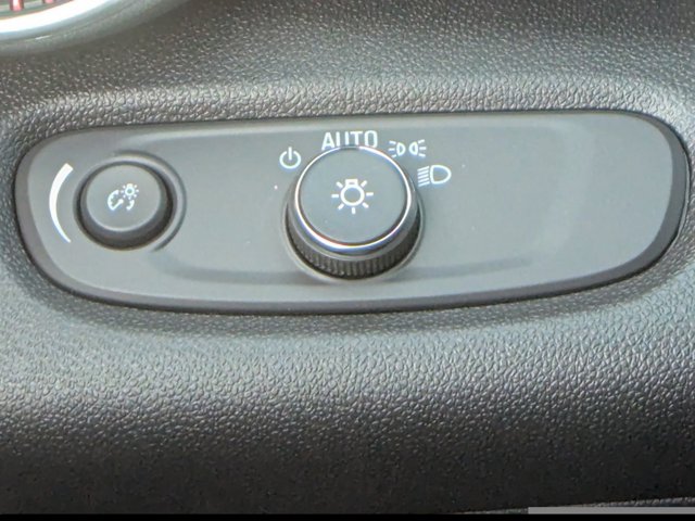 Vehicle image 28 of 29