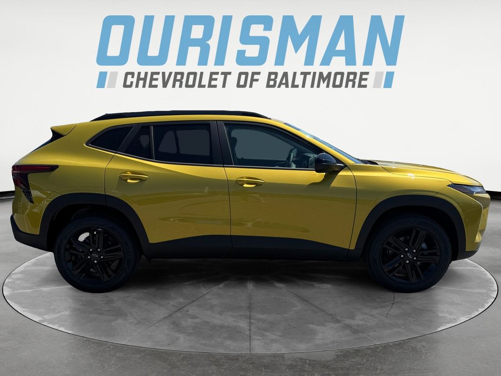Vehicle image 4 of 20