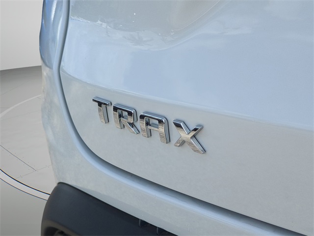 Vehicle image 31 of 33