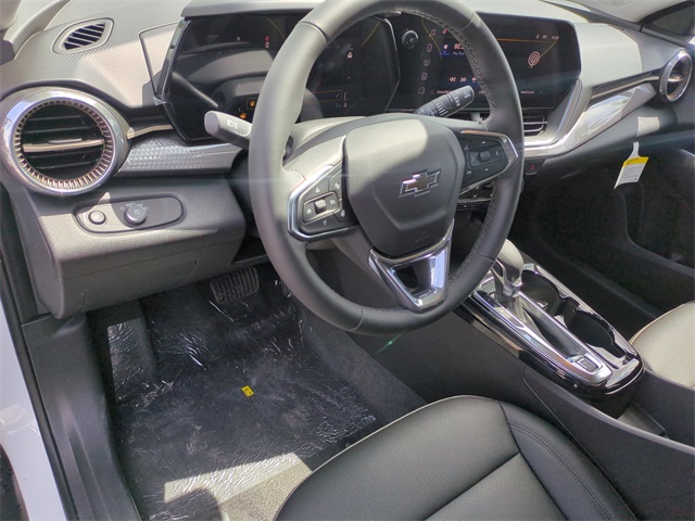 Vehicle image 18 of 33