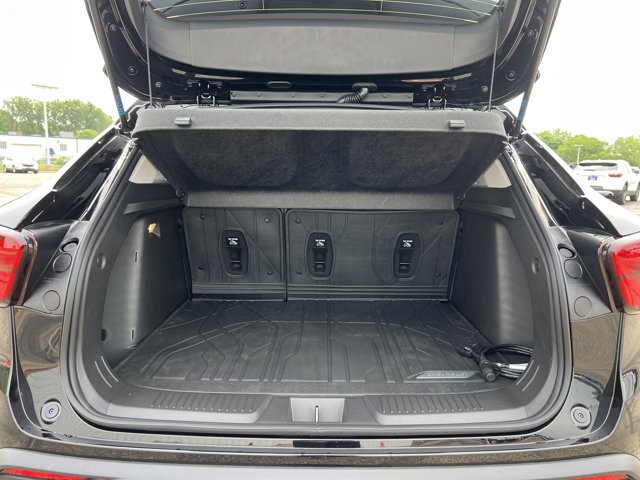 Vehicle image 12 of 34
