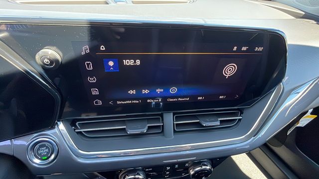 Vehicle image 21 of 31
