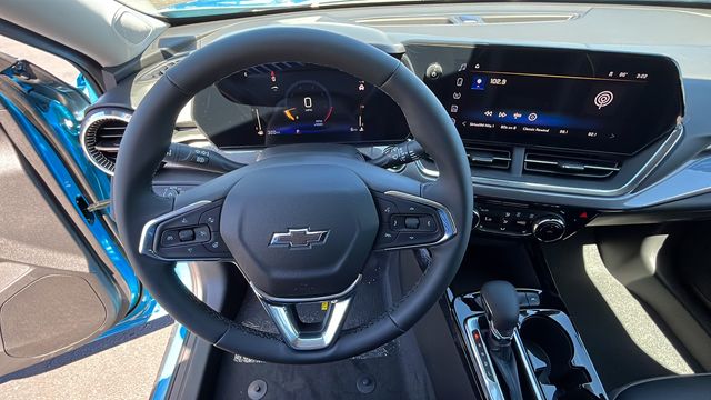 Vehicle image 16 of 31