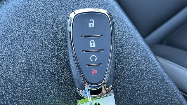 Vehicle image 27 of 31