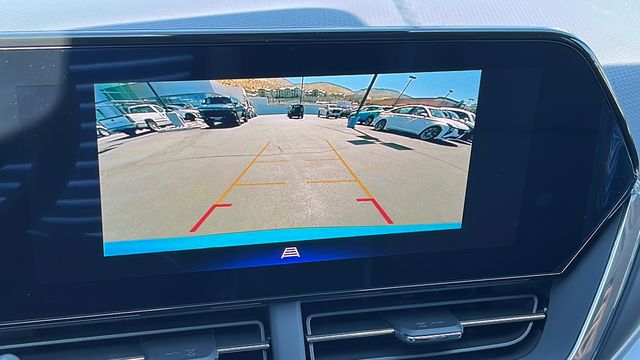 Vehicle image 20 of 31