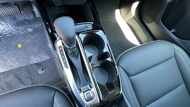Vehicle image 22 of 31